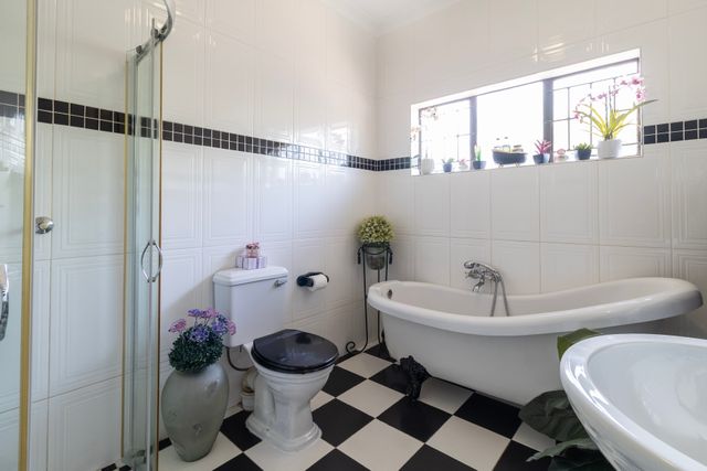 4 Bedroom Property for Sale in Schoemansville North West